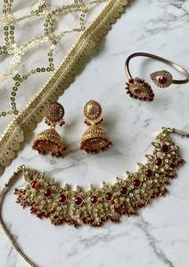 Modest Maroon Set