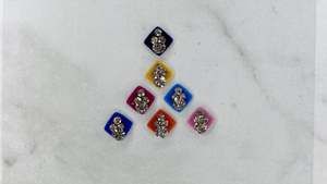 Basic: Basic Bindi style 4