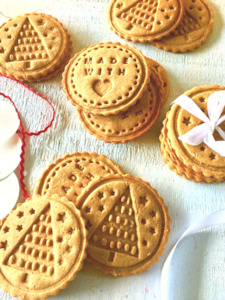 Baking: Christmas Ginger Biscuits