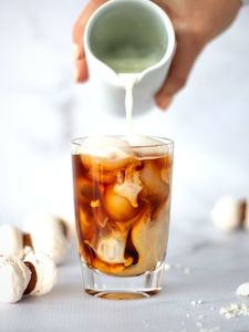 Drinks: Overnight Cold Brewed Iced Latte