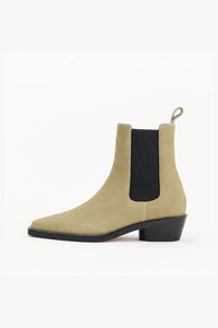 Remy Boot Dune Suede