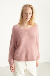 Knitwear: Nuny Jumper Make Up