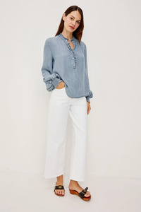 Tops: Kimmy Top Washed Blue