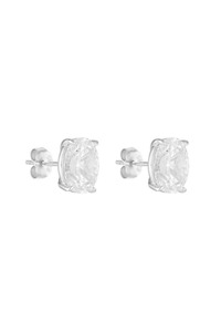 Jewellery: Oval Studs 2CT Silver