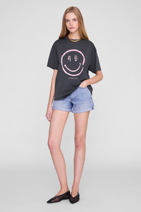 Cade Tee Smiley Washed Grey