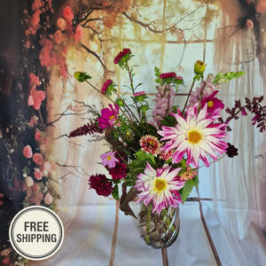 Frontpage: Sweet Love in a Vase