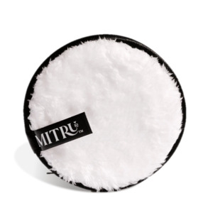 Eyes: Reusable Makeup Remover Pad