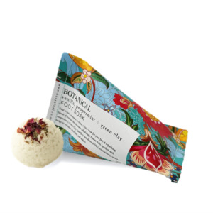 Vanilla, Peppermint + Green Clay Foot Soak