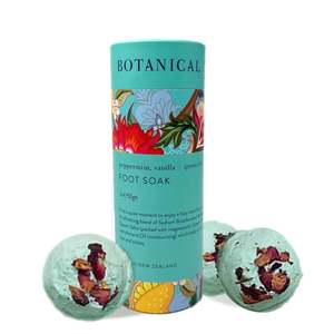 Bath Salts: Peppermint, Vanilla + Green Clay Foot Soak Trio