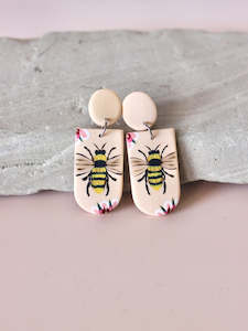 All Earrings: Bee (Made to order)