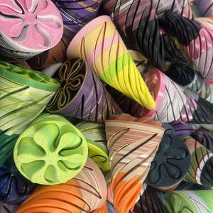 Super addictive spiral fidget cone