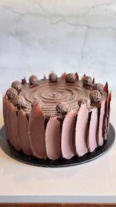 Specialty Layer Cakes: Thunder Chocolate Cake