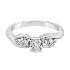 18ct White Gold Diamond Engagement Ring