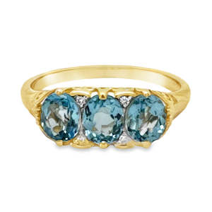 Coloured Stone Rings 1: 9ct Yellow Gold Swiss Blue Topaz & Diamond Ring