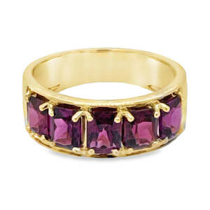 Mijanou: 9ct Yellow Gold Rhodolite Garnet Ring 5x(5x4mm) Octagonal Cut