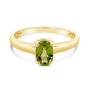 Gem Sale: 9ct Yellow Gold Peridot Ring
