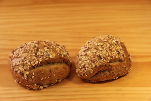 Products: Multigrain roll