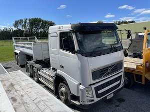 TRUCK: 2011 Volvo FH Truck & 1989 TMC TK Tipulator