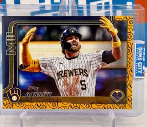 Mlb 2: 2025 Topps Series 2 Team Colour Variation