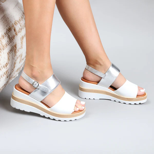 Products: Tess Sandal White/silver – Le Sansa