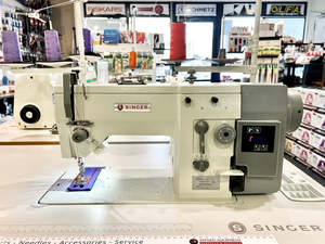 Sewing Machines: SINGER Industrial Zig Zag Sewing Machine 20G