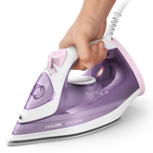 Philips Steam Iron: Philips 3000 Series Steam Iron (DST3010/39)
