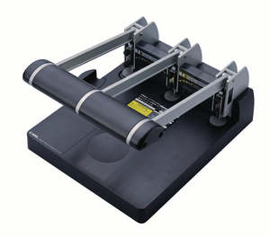 Carl: Carl Heavy Duty Hole Punch 3 Hole 145 Sheets