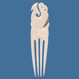 Maori Bone Carvings: Bone Hook Heru - Large