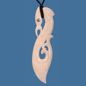 Maori Bone Carvings: Bone Manaia Extra Large Pendant