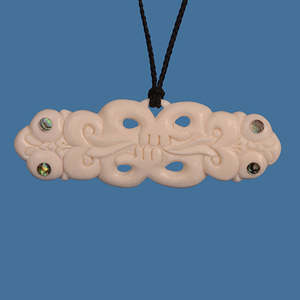 Maori Bone Carvings: Bone Tiki Pendant Necklace