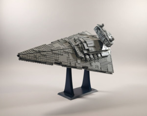 General Purpose Stands: Display stand for LEGO® sets (Medium-Large/45° Angle)