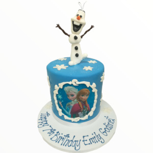 Novelty Cakes 2022: Novelty - Olaf and Frozen