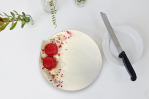 Valentines Day: Red Velvet Gateau