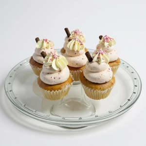 Designer Cupcakes: Vanilla Dream