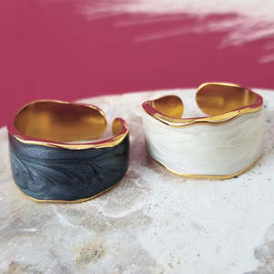 Rings: Timeless Elegance Open Ring - Gold