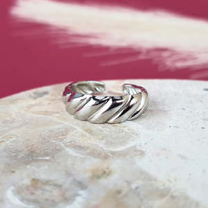 Rings: Crescent Elegance Open Ring - Silver