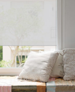 Products: Sunveil Sunscreen Roller Blind – White – DIY Online