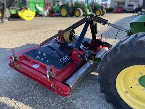 Farm Machinery: Progressive SDR-65
