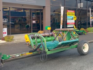Farm Machinery: Hustler Chainless 4000
