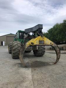John Deere 848L