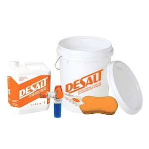 Products: Desalt Bucket – Includes 2L Desalt, dispenser & sponge