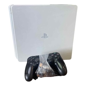PS4 500 GB - Dollar Dealers