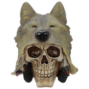 Fantasy: Skull w/Wolf Head Deco