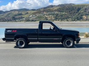 Products: 1990 Chevrolet 454SS