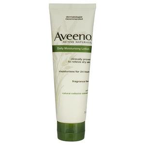 Aveeno: AVEENO Active Naturals Daily Moisturising Lotion