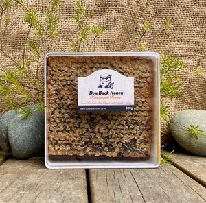 Hawkes Bay Comb Honey – last one
