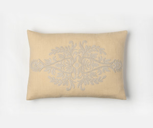 Products: Suzana cushion, double motif – maize