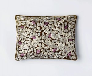 Products: Enny – brown velvet cushion with embroidered leaf pattern