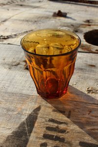 Picardie Amber Tumbler - Dooley Street Styling