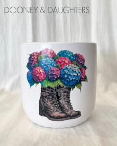 Decorated Plant Pots: Large Pot - Hydrangea Boots